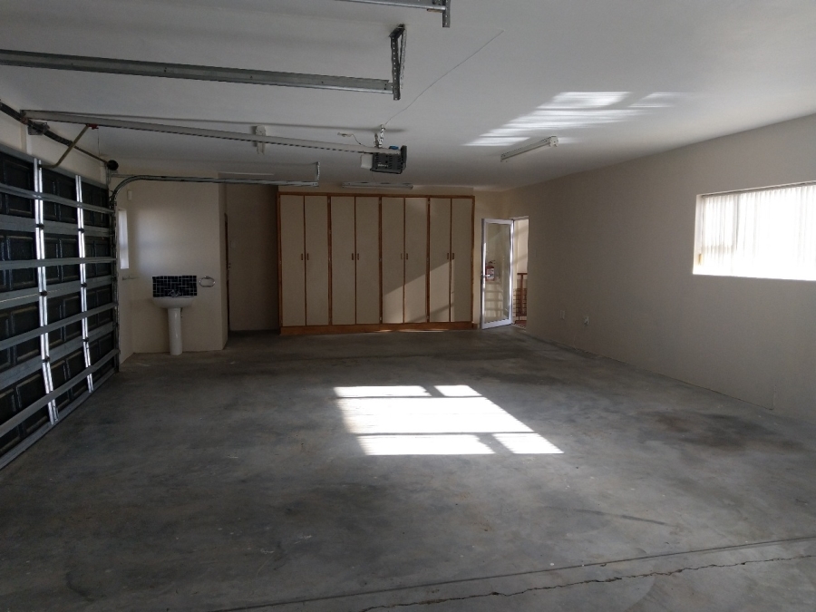 3 Bedroom Property for Sale in Menkenkop Western Cape